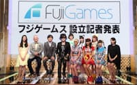 3月25日にフジテレビ1階マルチシアターにて開催されたフジゲームスの設立発表会には、同社のサウンドプロデューサーに就任するX JAPANのToshlなど人気者たちが集まった