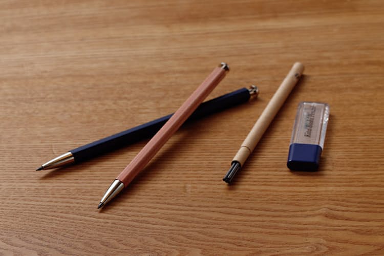 老舗鉛筆メーカーの傑作 鉛筆にシャーペン融合 Nikkei Style 老舗鉛筆メーカーの傑作 鉛筆にシャーペン融合 Nikkei Style