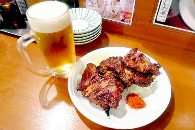 豚の骨付きカルビ したたる脂 ビールの供に新しい風 Nikkei Style 豚の骨付きカルビ したたる脂 ビールの供に新しい風 Nikkei Style