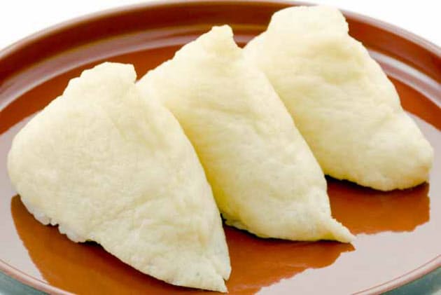 いなり寿司にも 食の方言 俵型と三角の違いなぜ Nikkei Style いなり寿司にも 食の方言 俵型と三角の違いなぜ Nikkei Style