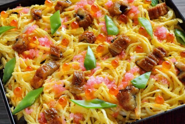 海鮮ばらちらし寿司 刺身のせちらしとばらの融合 Nikkei Style 海鮮ばらちらし寿司 刺身のせちらしとばらの融合 Nikkei Style