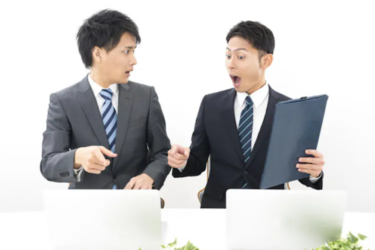 思わず二度見する は英語でどう言う Nikkei Style 思わず二度見する は英語でどう言う Nikkei Style