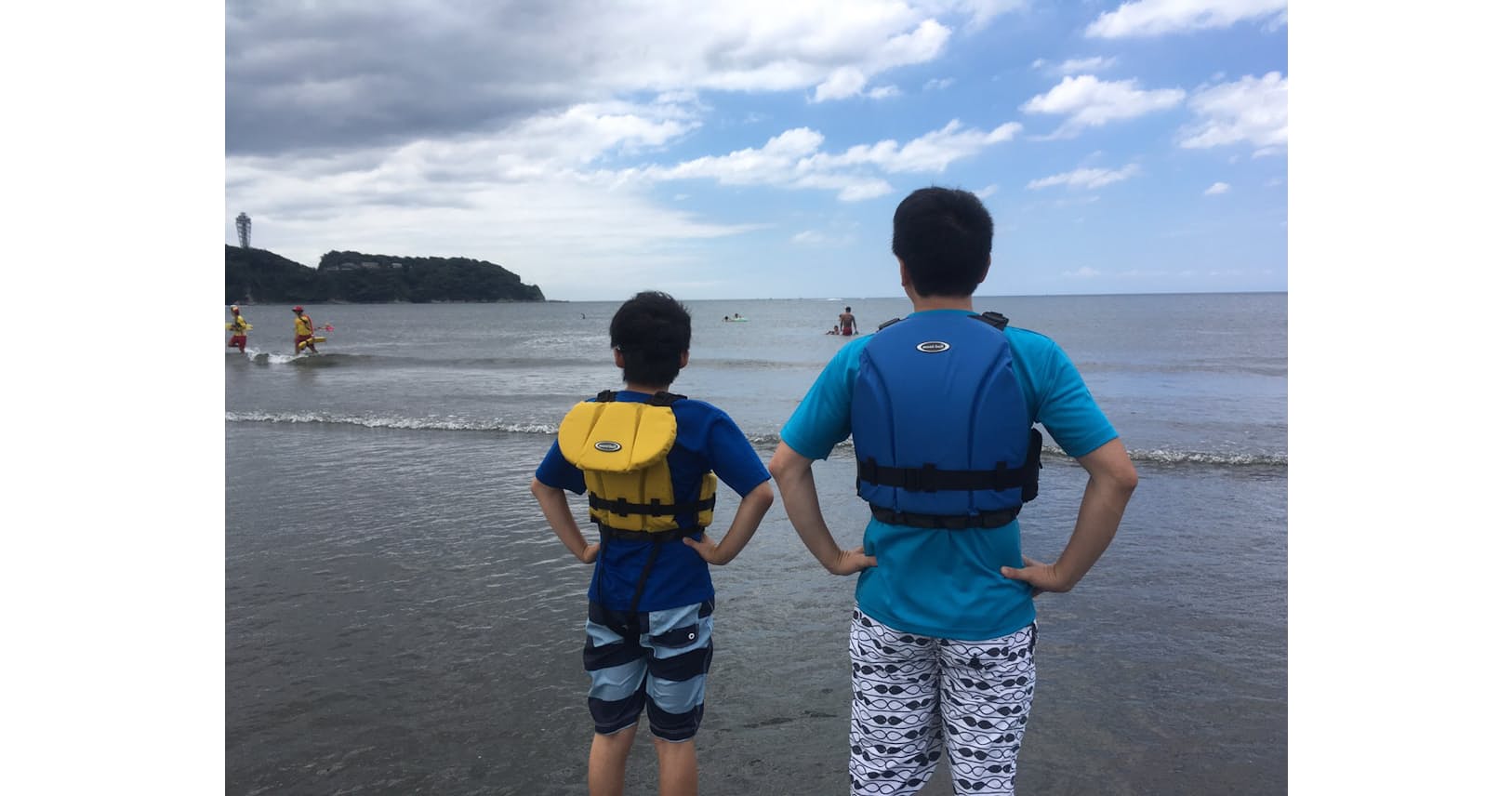 浮輪より安全快適 海川遊びにライフジャケットの薦め Nikkei Style 浮輪より安全快適 海川遊びにライフジャケットの薦め Nikkei Style