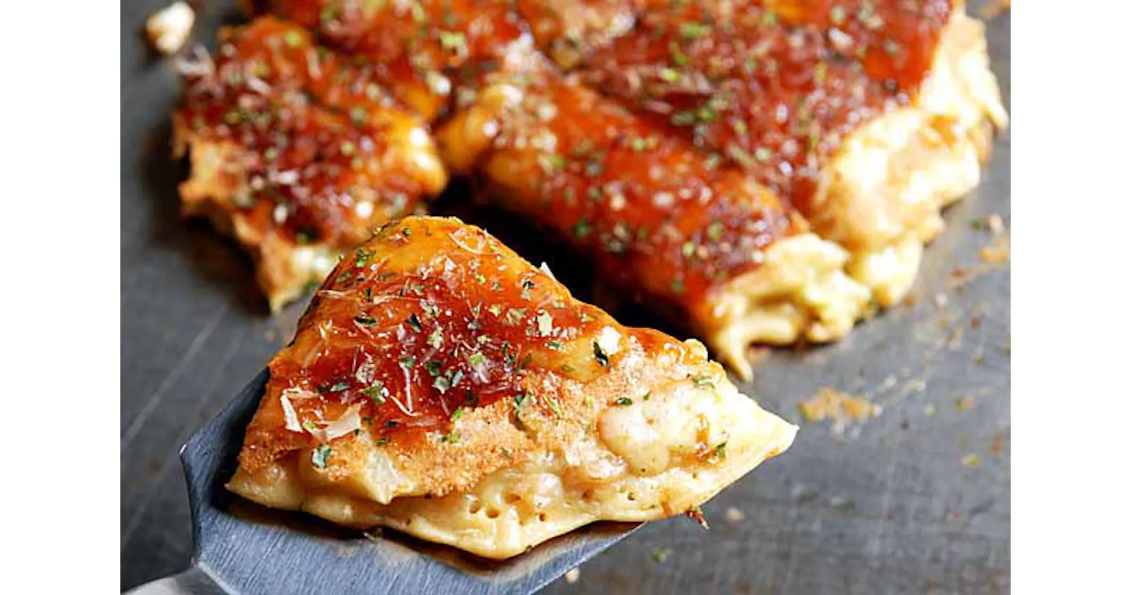 お好み焼きの正しい切り方 三角ピザスタイルは邪道 Nikkei Style お好み焼きの正しい切り方 三角ピザスタイルは邪道 Nikkei Style