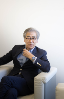 森美術館館長 南條史生氏