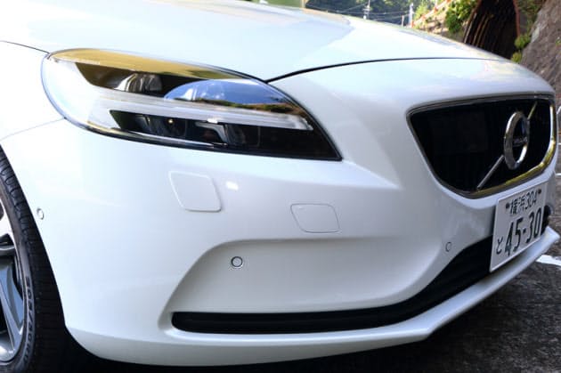 ボルボv40 マイナーチェンジで70万円値上げの真相 Nikkei Style ボルボv40 マイナーチェンジで70万円値上げの真相 Nikkei Style