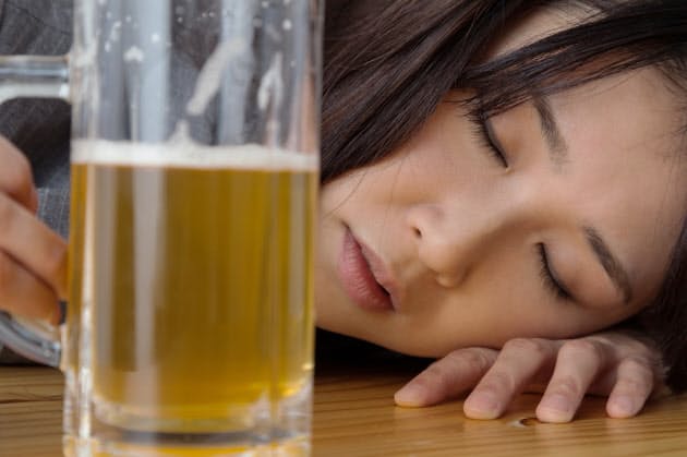 飲み過ぎて吐くのは 生命維持装置 の発動 Nikkei Style 飲み過ぎて吐くのは 生命維持装置 の発動 Nikkei Style