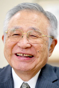 渋谷教育学園理事長 田村哲夫氏