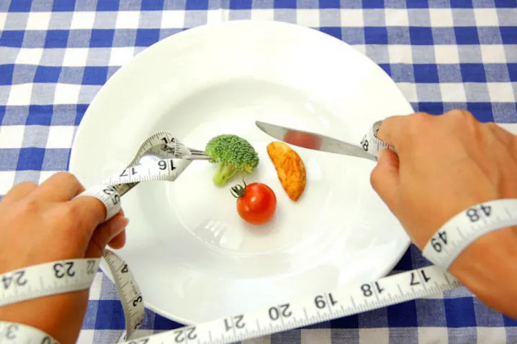 胃が大きくなったと思ったら プチ断食で体をリセット Nikkei Style