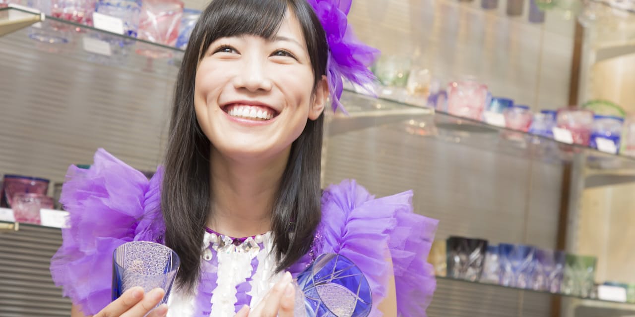 粉々にならない ももクロ 高城れにが挑む江戸切子 Nikkei Style 粉々にならない ももクロ 高城れにが挑む江戸切子 Nikkei Style
