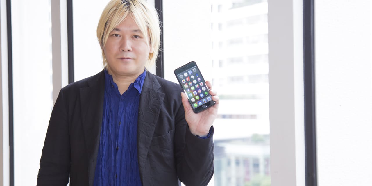 津田大介 Iphone 7 Plus スマホ2台持ちやめられる Nikkei Style 津田大介 Iphone 7 Plus スマホ2台持ちやめられる Nikkei Style
