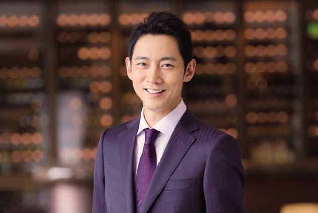 小泉孝太郎 30代半ばで悪役好演 好青年 から脱却 Nikkei Style 小泉孝太郎 30代半ばで悪役好演 好青年 から脱却 Nikkei Style