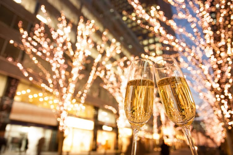 クリスマスに差を付ける インスタ映え泡ワイン8選 Nikkei Style クリスマスに差を付ける インスタ映え泡ワイン8選 Nikkei Style