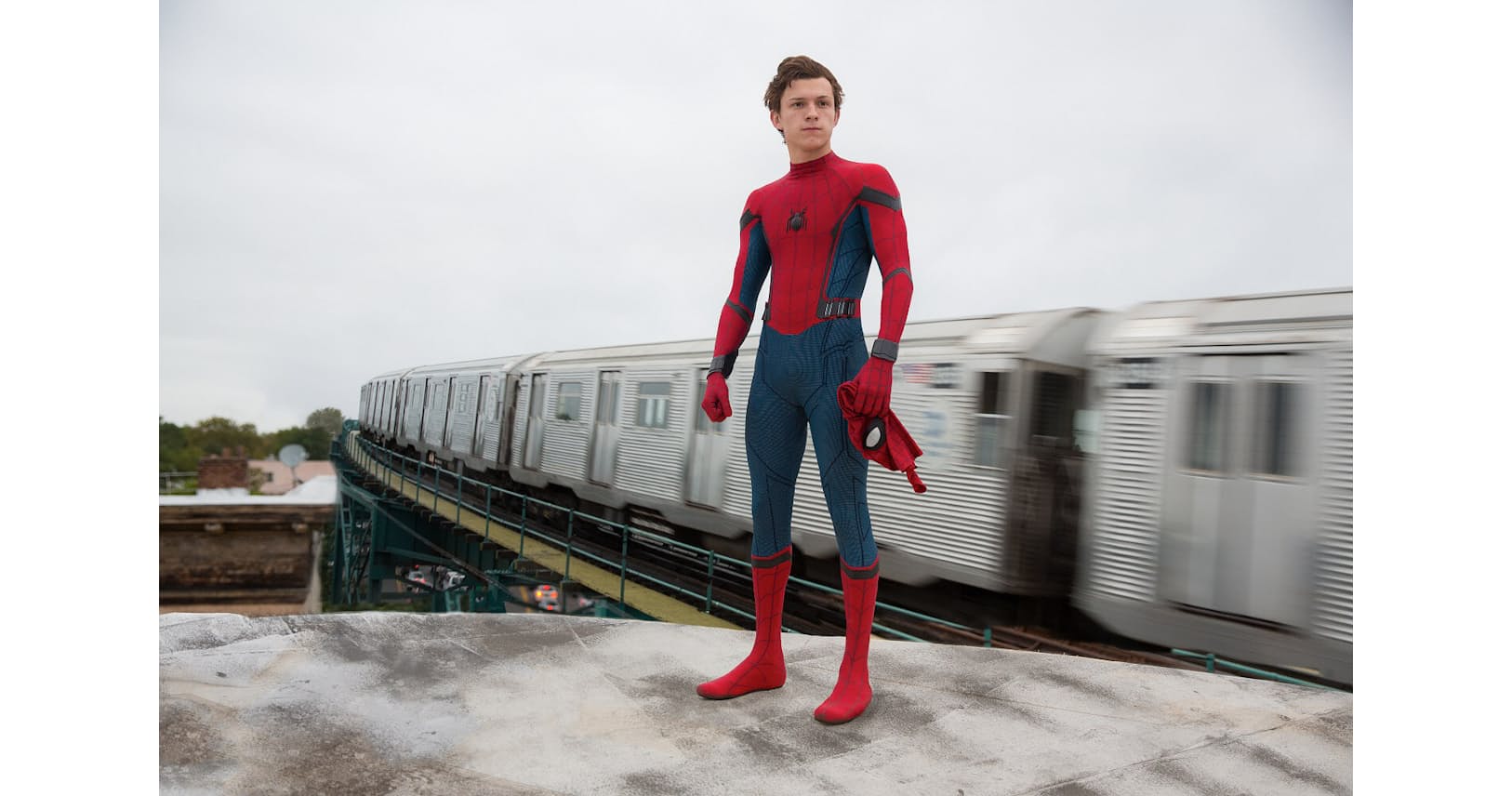 新スパイダーマンが救う 街の治安とソニーの映画事業 Nikkei Style 新スパイダーマンが救う 街の治安とソニーの映画事業 Nikkei Style