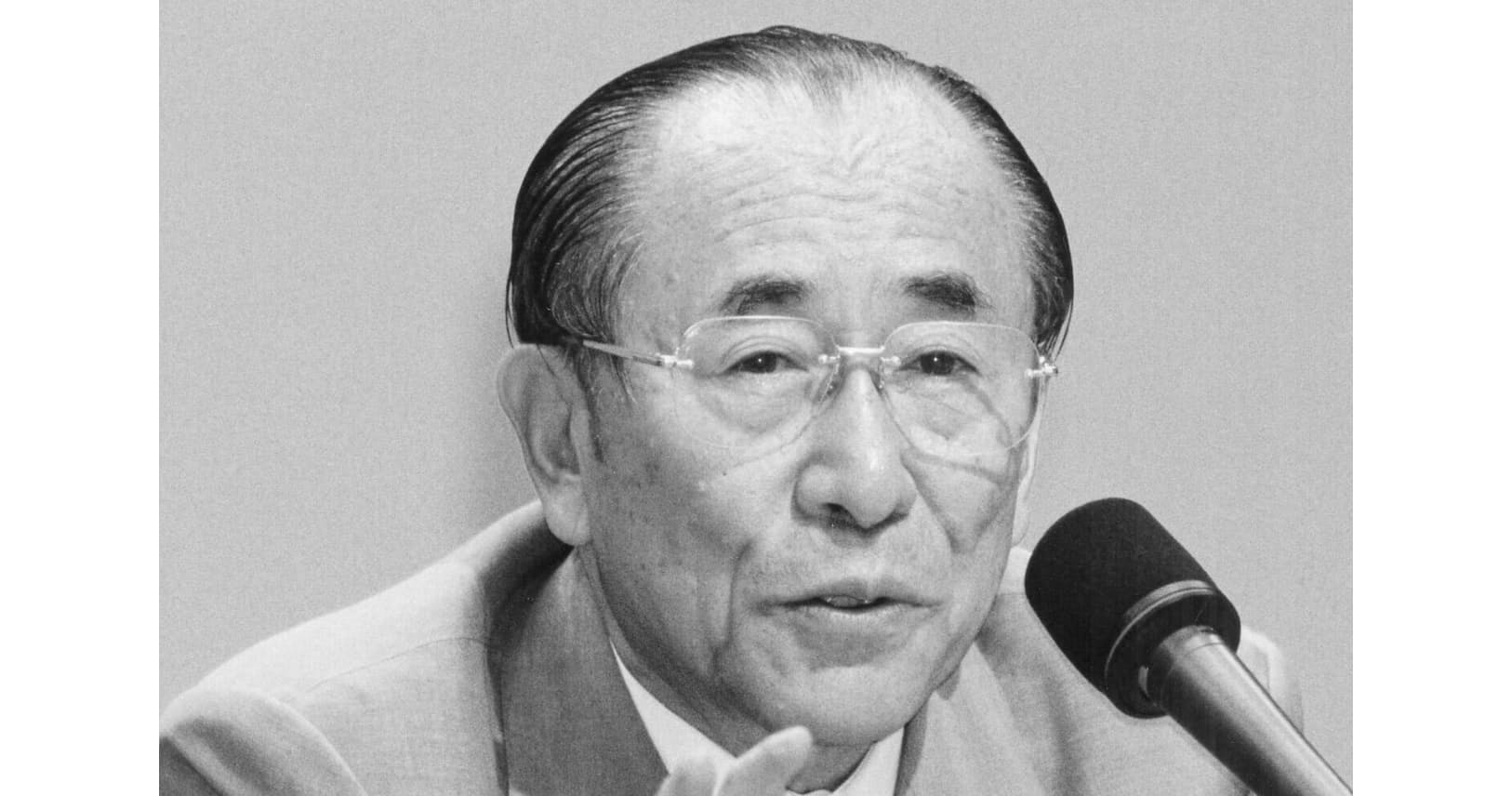 樋口広太郎 3 実力会長 磯田氏と対立 住銀を飛び出す Nikkei Style 樋口広太郎 3 実力会長 磯田氏と対立 住銀を飛び出す Nikkei Style