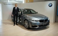 BMWの新型「5シリーズ」。BMWのペーター・クロンシュナーブル社長は日本市場への期待を語った