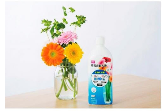 Dcmホールディングス 水換え不要の延命剤 Dcmブランド 切花長持ち液 を発売 日本経済新聞