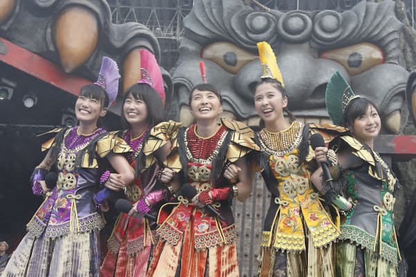 女子高校生6人組 リトグリ 美しいコーラスで飛躍へ Nikkei Style 女子高校生6人組 リトグリ 美しいコーラスで飛躍へ Nikkei Style