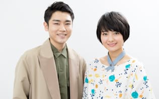 映画「サバイバルファミリー」にきょうだい役で出演した泉澤さん（左）と葵さん