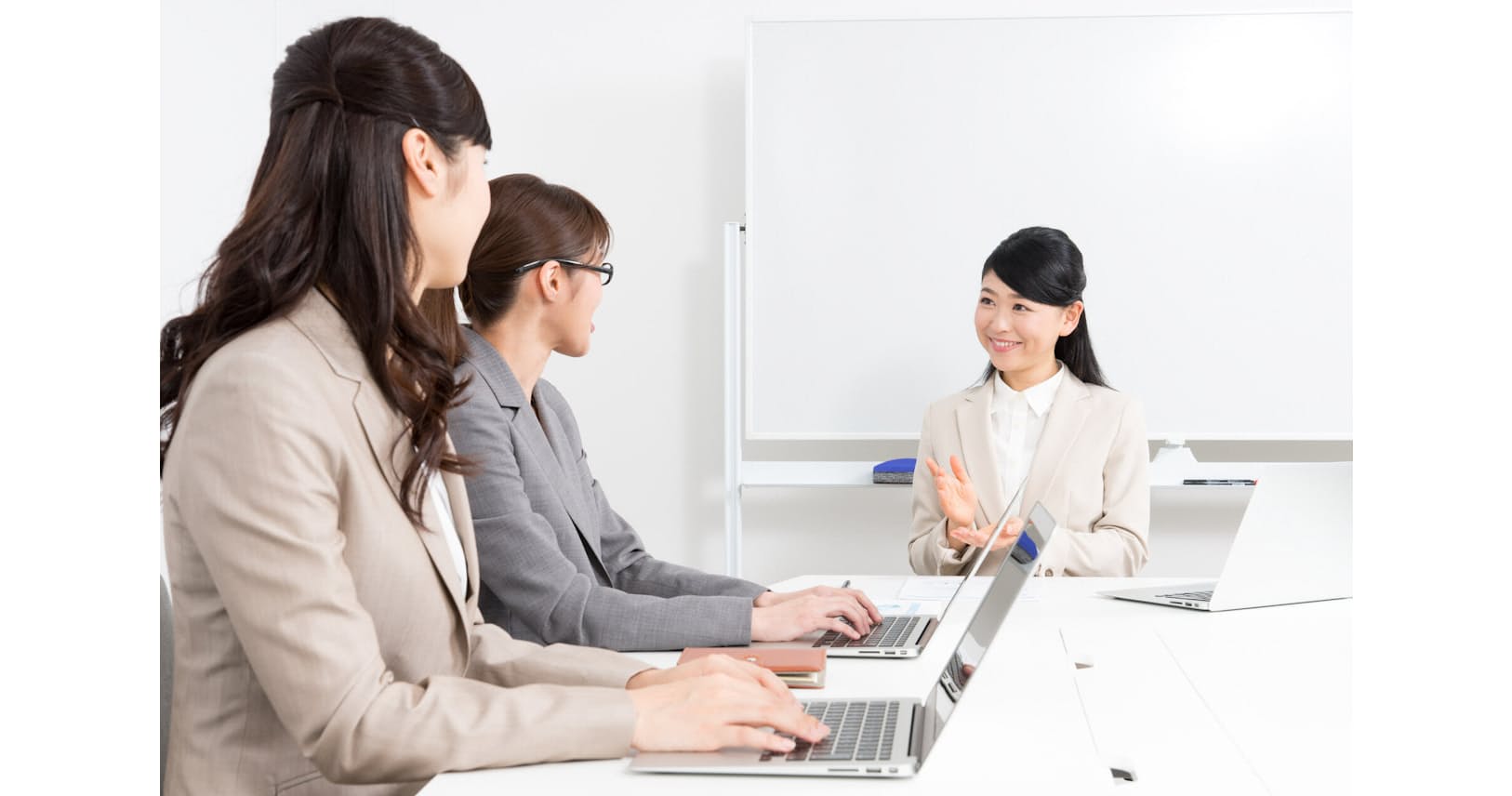 新任マネジャーに贈る 心を開くビジネスマナー Nikkei Style