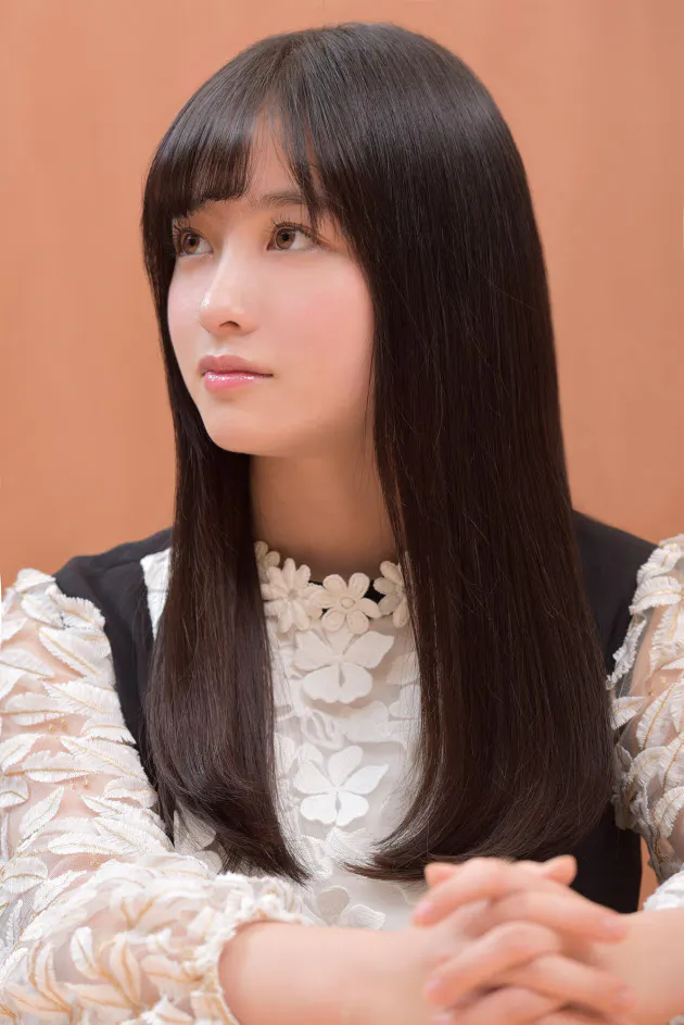 画像集 橋本環奈さんの 私のモノ語り Nikkei Style 画像集 橋本環奈さんの 私のモノ語り Nikkei Style