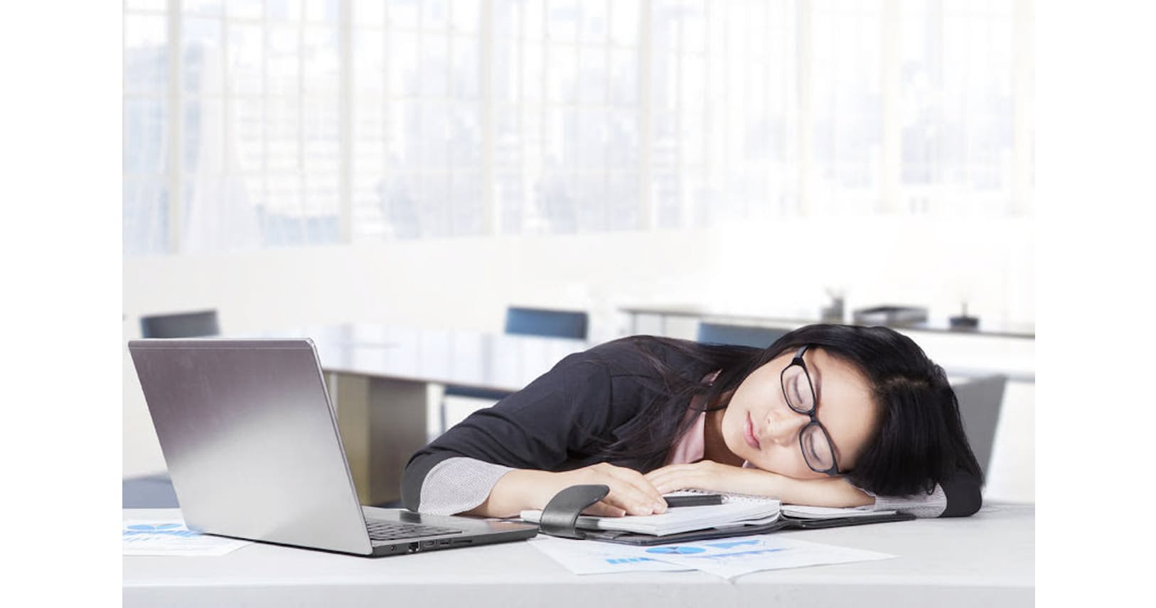 危険な 睡眠不足 こんな兆候は要注意 Nikkei Style