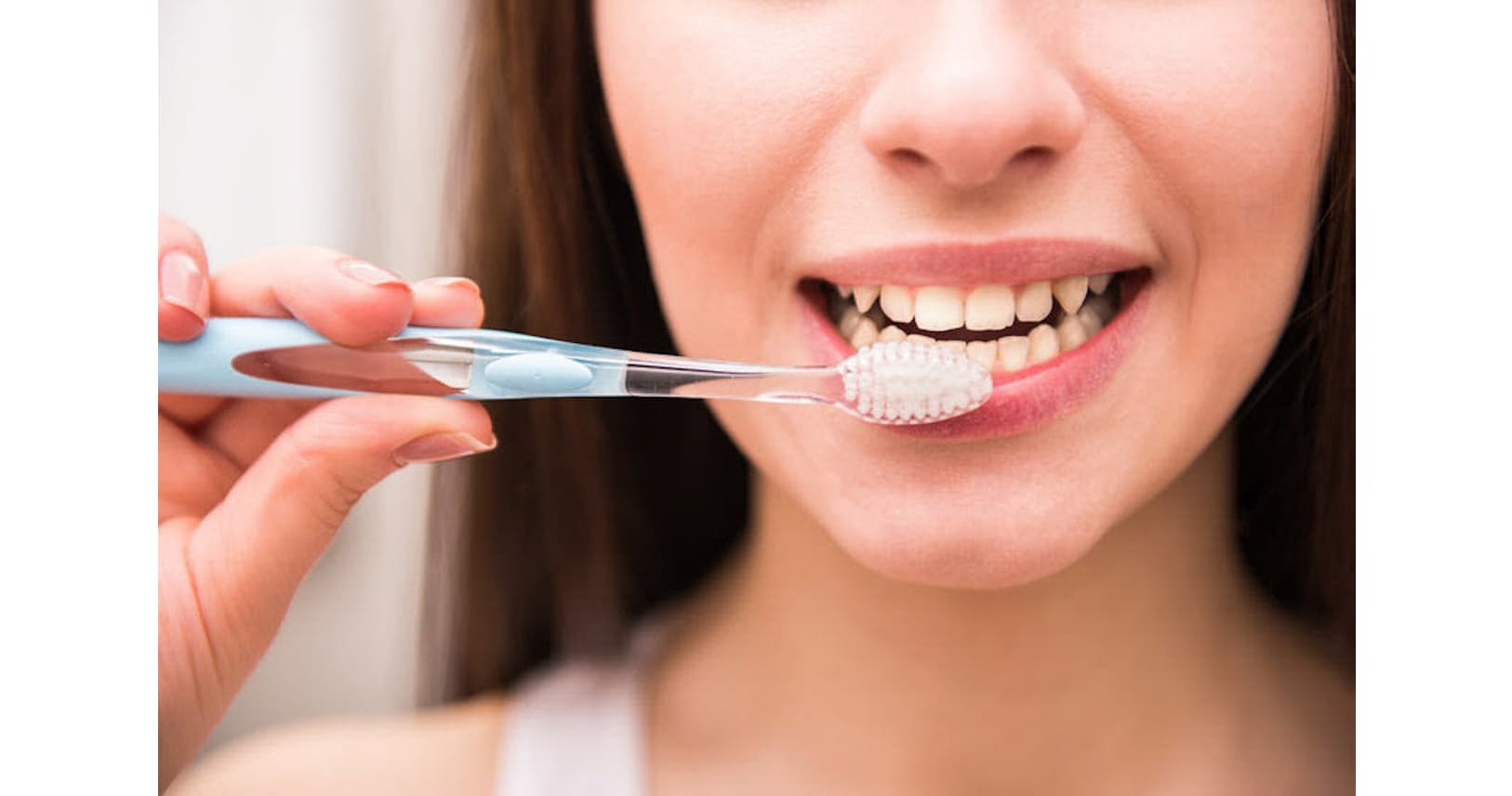 歯磨き後のうがいは少なめに 歯ケア 6つの新常識 Nikkei Style 歯磨き後のうがいは少なめに 歯ケア 6つの新常識 Nikkei Style