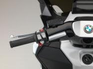 Bmwj 電動スクーター Bmw C Evolution を販売開始 日本経済新聞