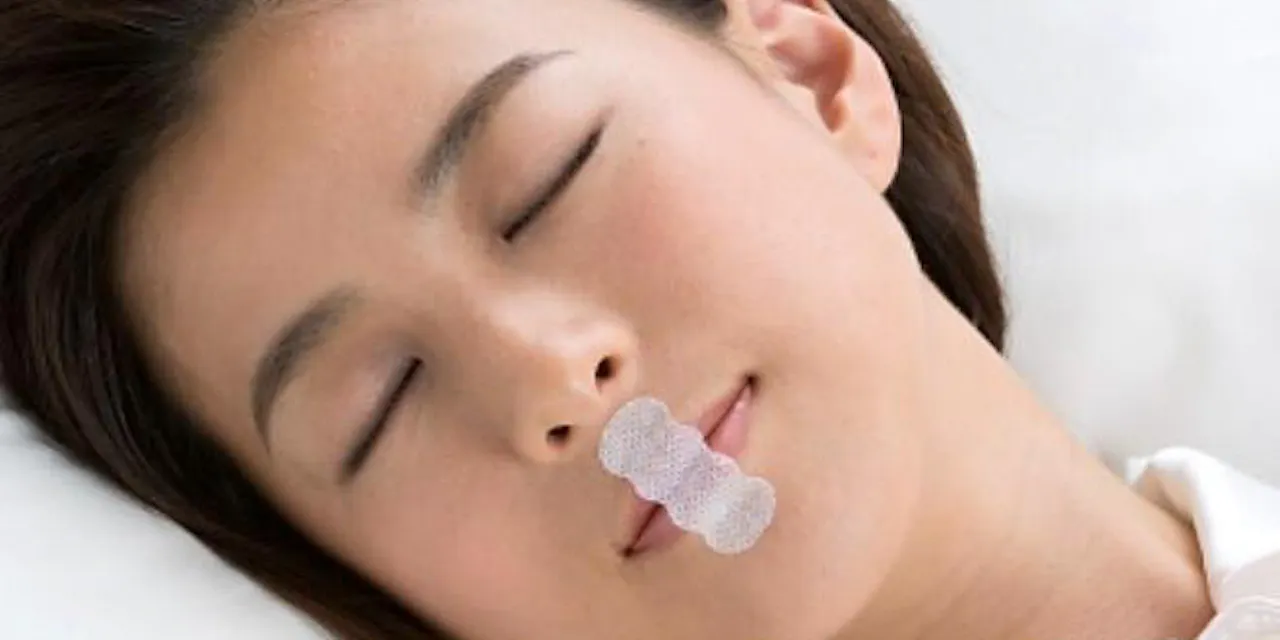 安眠を生む 口閉じテープ 小林製薬の勝算は Nikkei Style 安眠を生む 口閉じテープ 小林製薬の勝算は Nikkei Style