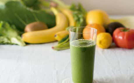 スムージー 小腹満たし需要取り込む 男性も購入 日本経済新聞