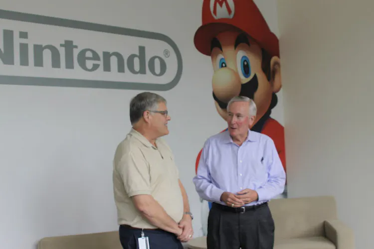任天堂の米国秘話 ゲーム業界危機を救ったマリオ Nikkei Style 任天堂の米国秘話 ゲーム業界危機を救ったマリオ Nikkei Style