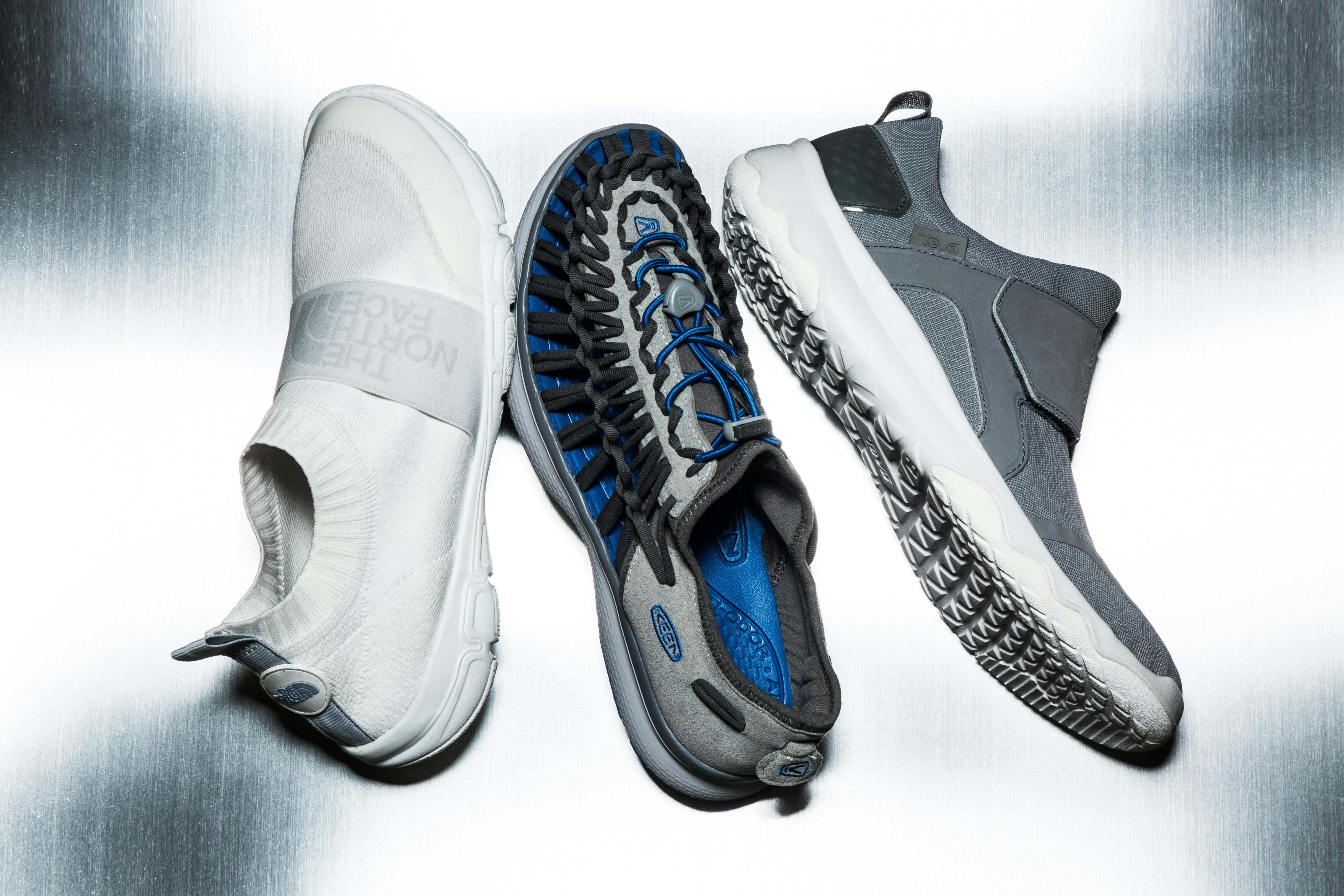 見た目スニーカー 通気性はサンダル 街履き新潮流 Nikkei Style 見た目スニーカー 通気性はサンダル 街履き新潮流 Nikkei Style