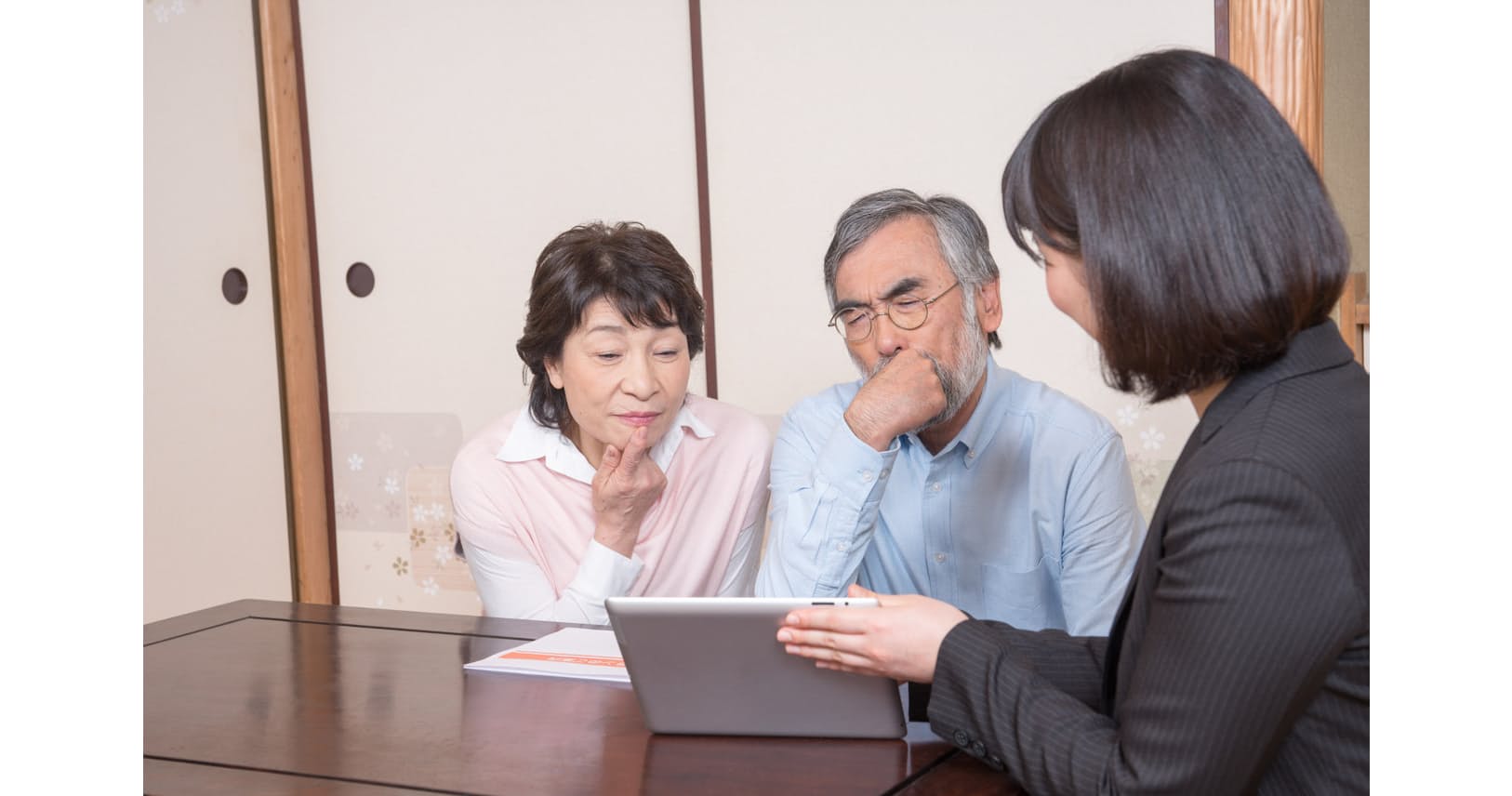 高齢者の財産守れ 関連法改正 投資まがい商品にも網 マネー研究所 Nikkei Style