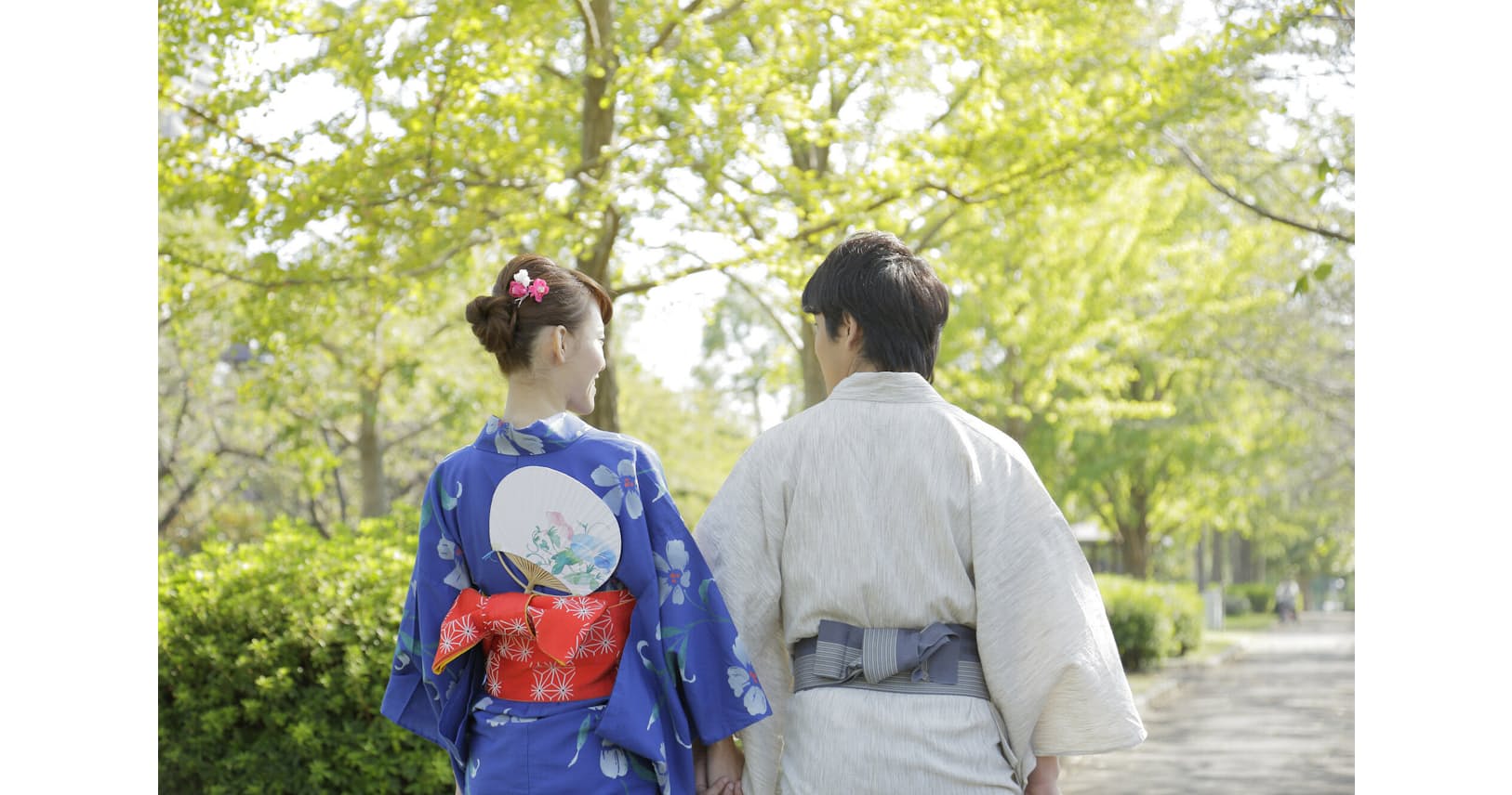 昔の花火大会 ゆかた姿はなかった 制服化 のなぜ Nikkei Style 昔の花火大会 ゆかた姿はなかった 制服化 のなぜ Nikkei Style