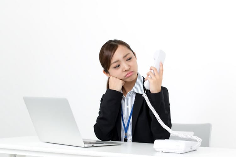 電話が嫌で辞める若者 上役への取り次ぎすら苦痛 Nikkei Style 電話が嫌で辞める若者 上役への取り次ぎすら苦痛 Nikkei Style