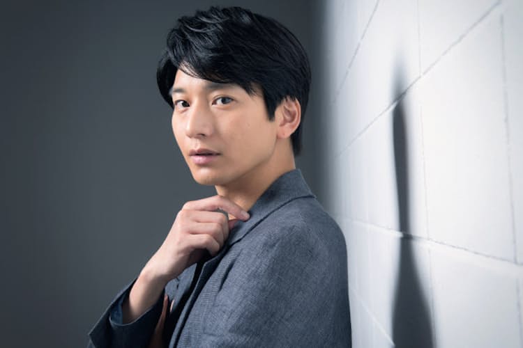 向井理 モノは大事に ペンケース13年 マグ30年 Nikkei Style 向井理 モノは大事に ペンケース13年 マグ30年 Nikkei Style