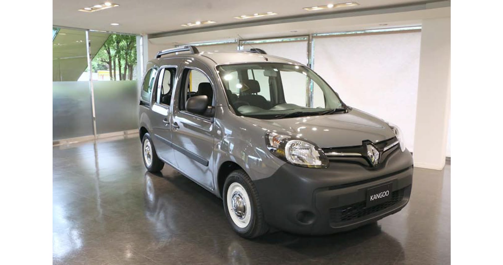 マニュアル人気のルノー カングー 限定車60台発売 Nikkei Style マニュアル人気のルノー カングー 限定車60台発売 Nikkei Style