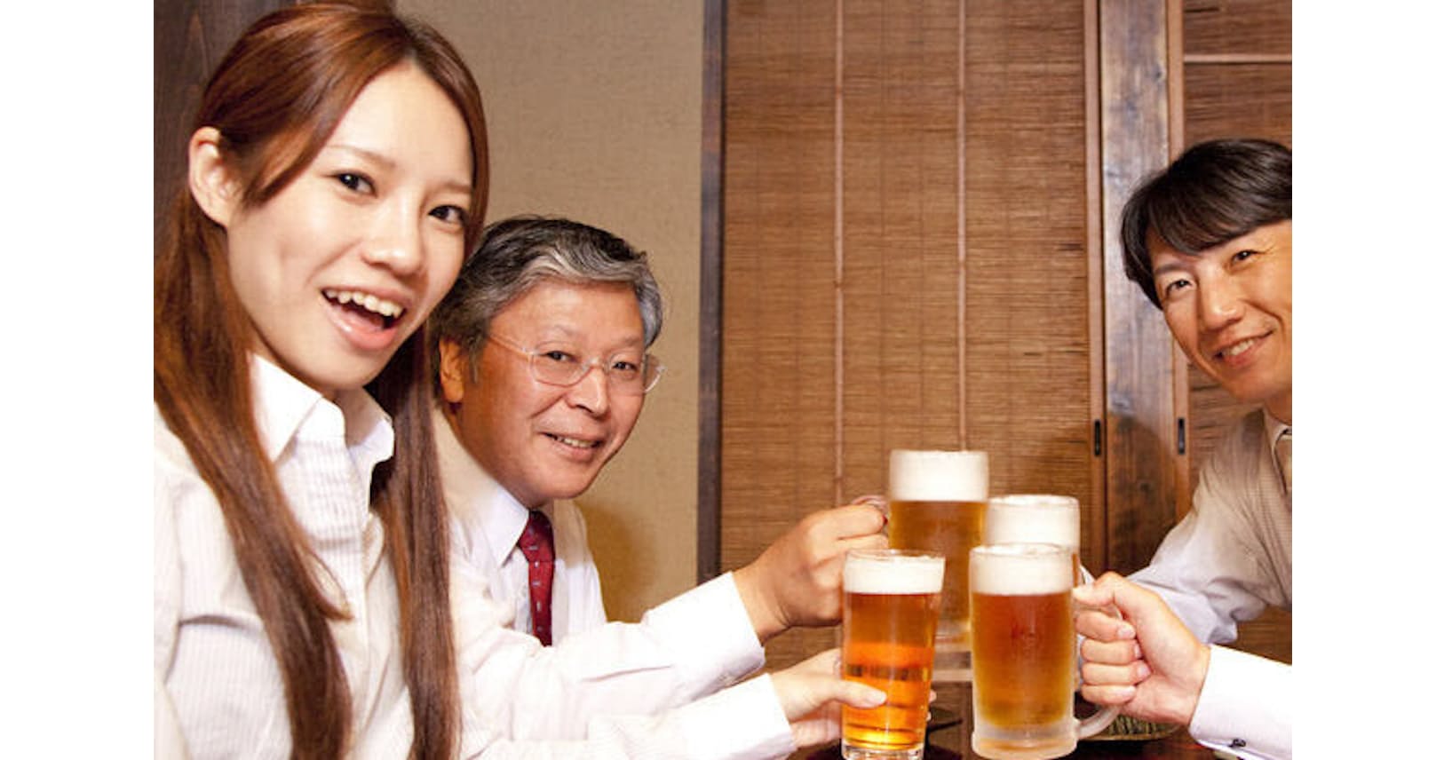 女性が飲酒に気を付けるべき3つの時期 ヘルスup Nikkei Style