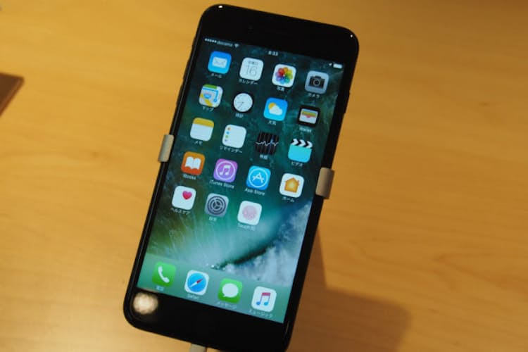 有機elスマホの期待と現実 Iphoneにはまだ来ない Nikkei Style
