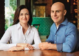 シェリル・サンドバーグ氏(左)とアダム・グラント氏 Author photograph by Matt Albiani