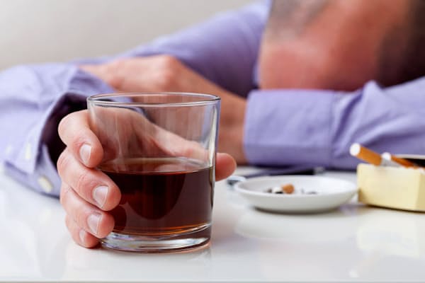 大腸がんのリスク 酒が確実に高める では許容量は Nikkei Style