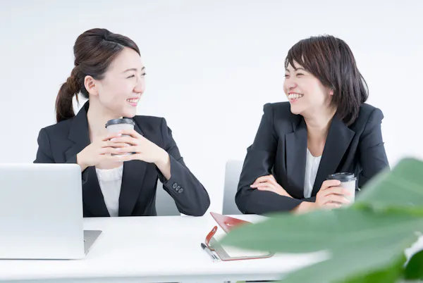 会話にリズムを出す技 話題転換に役立つ3大ワード Nikkei Style