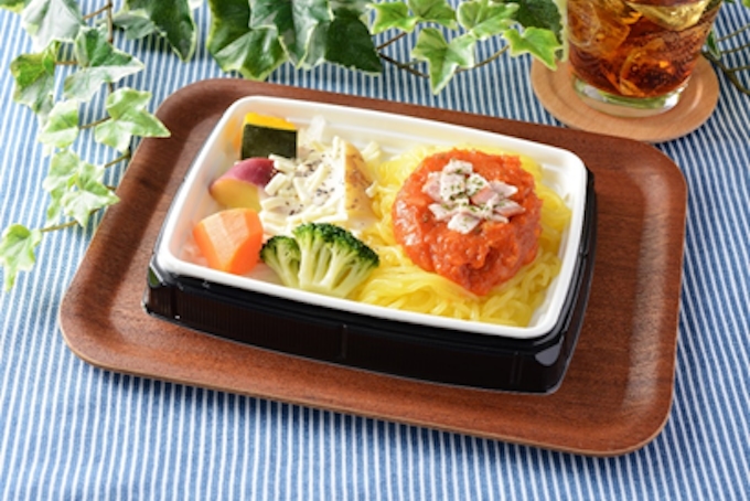 ローソン ナチュラルローソンで ごろごろ野菜とトマトソースのこんにゃくパスタ を発売 日本経済新聞