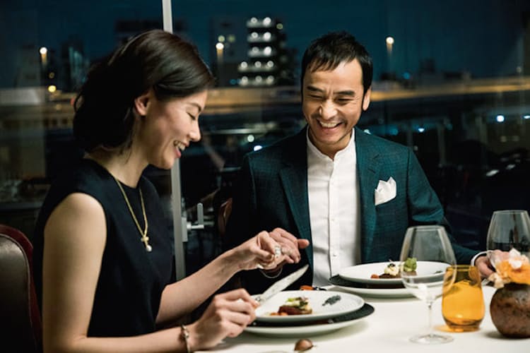 おしゃれグルメのススメ 記念日の外食は新調の服で Nikkei Style おしゃれグルメのススメ 記念日の外食は新調の服で Nikkei Style