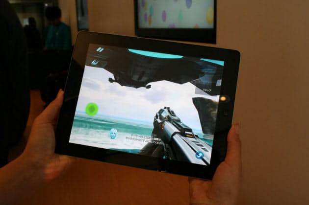 Ipad 2 の新機能 使い勝手を試す 薄さ カバー 新アプリの印象は 日本経済新聞