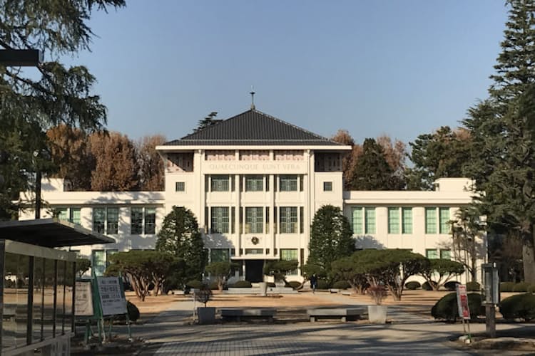 偏差値の割に お得な学校 東京女子大 なぜ今も企業にモテモテなのか Nikkei Style 偏差値の割に お得な学校 東京女子大 なぜ今も企業にモテモテなのか Nikkei Style