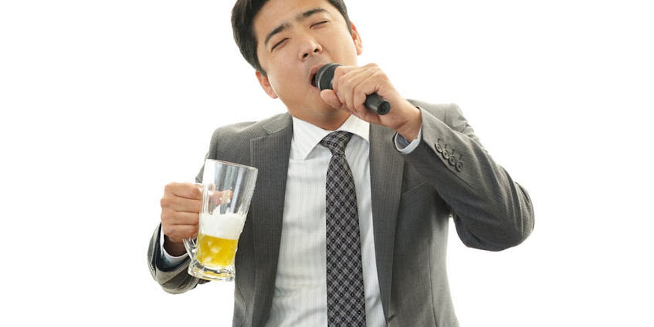 飲んだ後のカラオケ 実は喉にこんなに悪い Nikkei Style 飲んだ後のカラオケ 実は喉にこんなに悪い Nikkei Style