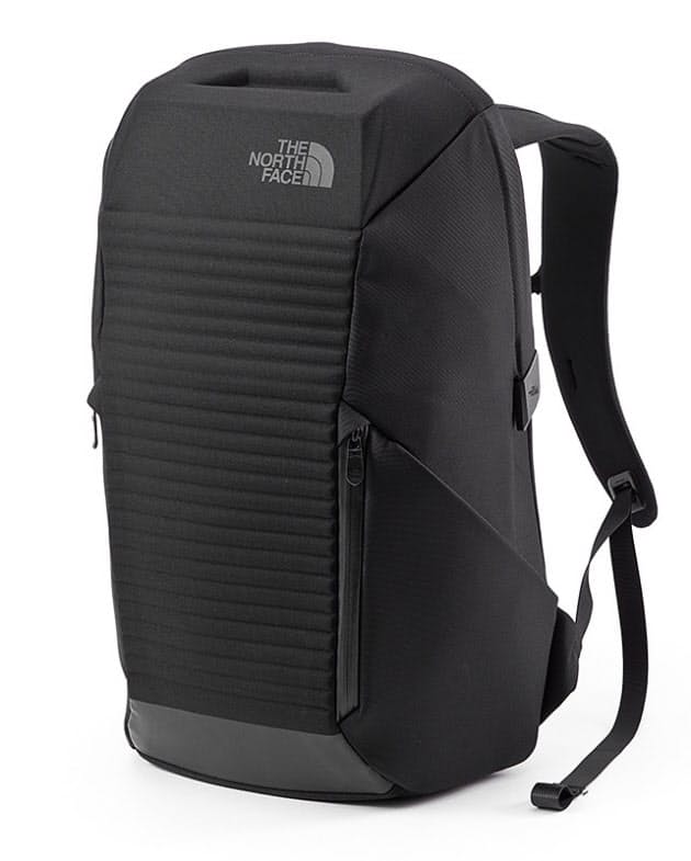 ノースフェイスの新リュック 自立し収納も多彩 Nikkei Style ノースフェイスの新リュック 自立し収納も多彩 Nikkei Style