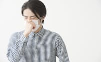 鼻の症状が1週間以上続くなら、副鼻腔炎を疑って。写真はイメージ=PIXTA