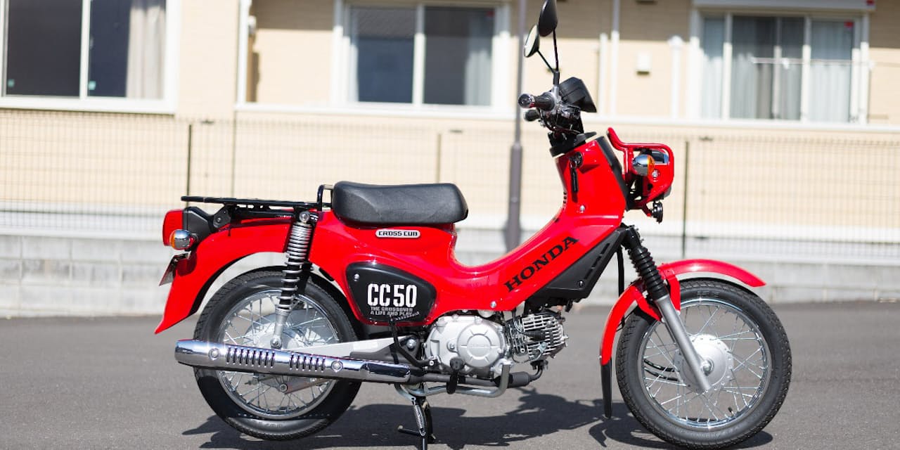 ホンダの新型クロスカブ 原付に新風 女性にアピール Nikkei Style ホンダの新型クロスカブ 原付に新風 女性にアピール Nikkei Style
